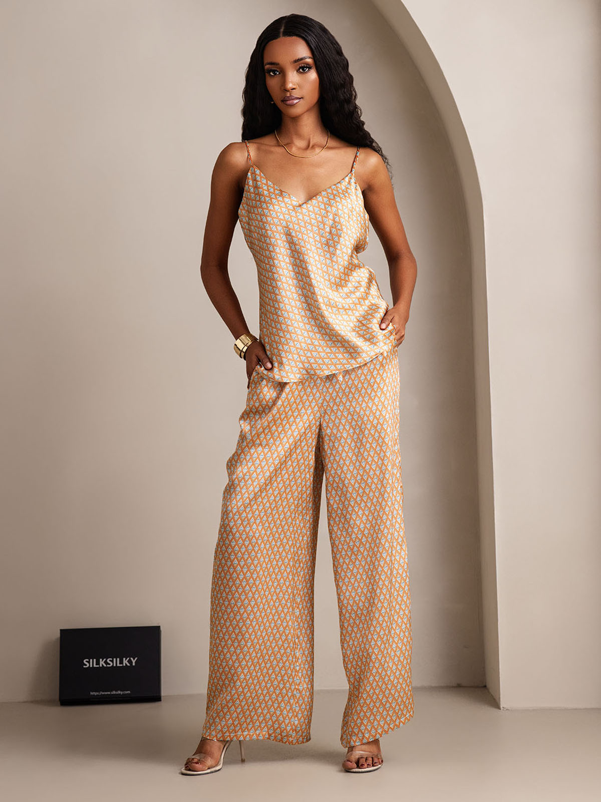 Women's Pure Silk Geometric Print Spaghetti Strap V Neck Cami & Wide Leg Pants Set
